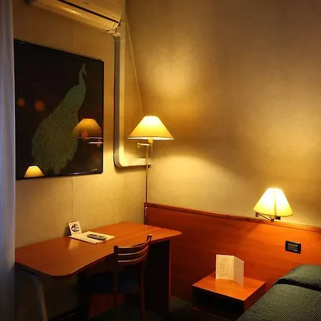 Lincoln Hotel